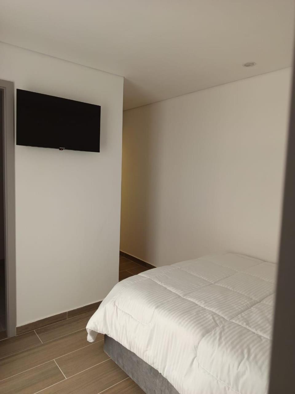 Hotel Saron Bogota Exterior photo