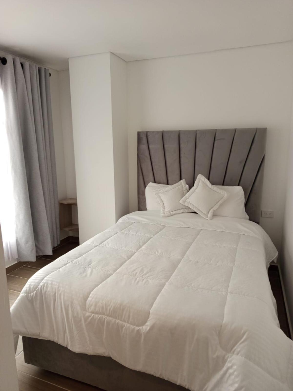 Hotel Saron Bogota Exterior photo
